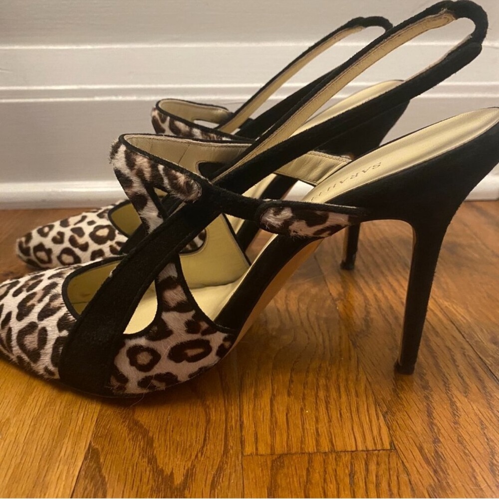 Sarah Flint Leopard Print Pointed Toe Slingback heels - Like New!